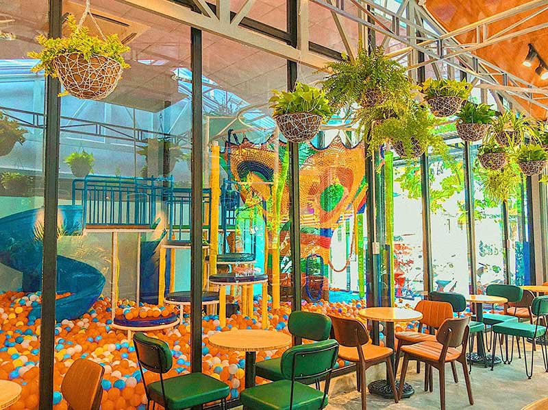 Thiết kế quán cafe tích hợp khu vui chơi trẻ em